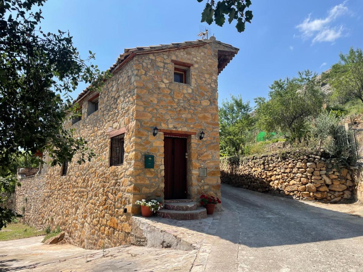 Casa De Lilith Villa Aren Exterior photo